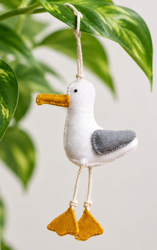 Mini Felt Seagull Ornament – A Coastal-Inspired Keepsake for