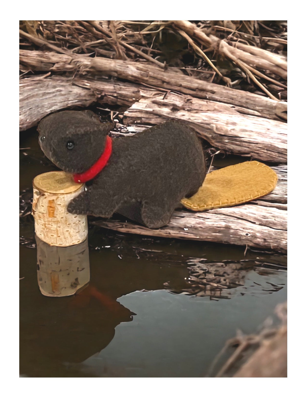 Felt Beaver Sewing Kit with Wooden Log