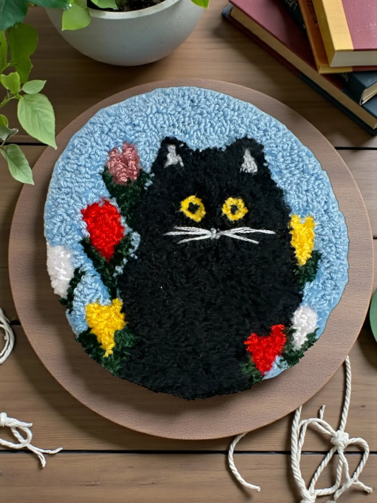 DIY Maud Lewis Black Cat - Needle Punch Coaster Kit