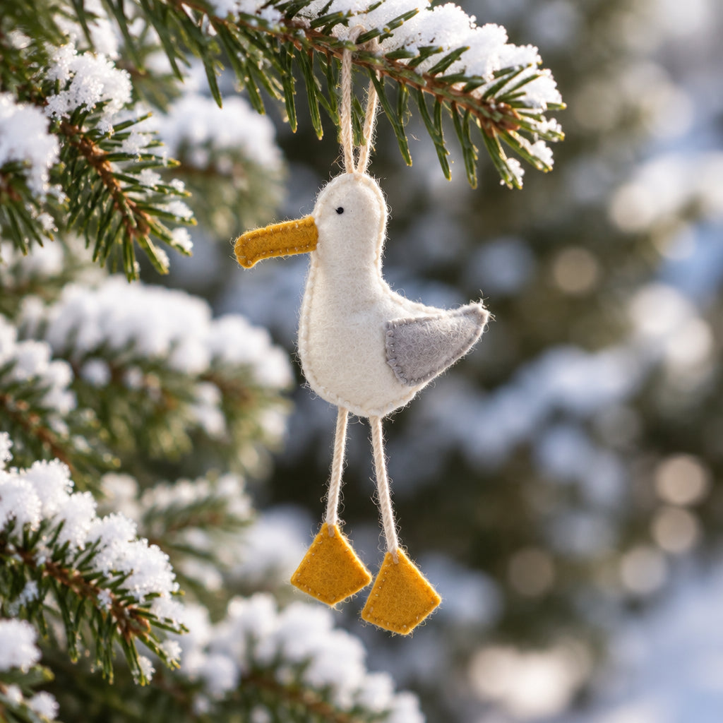 Mini Felt Seagull Ornament – A Coastal-Inspired Keepsake for