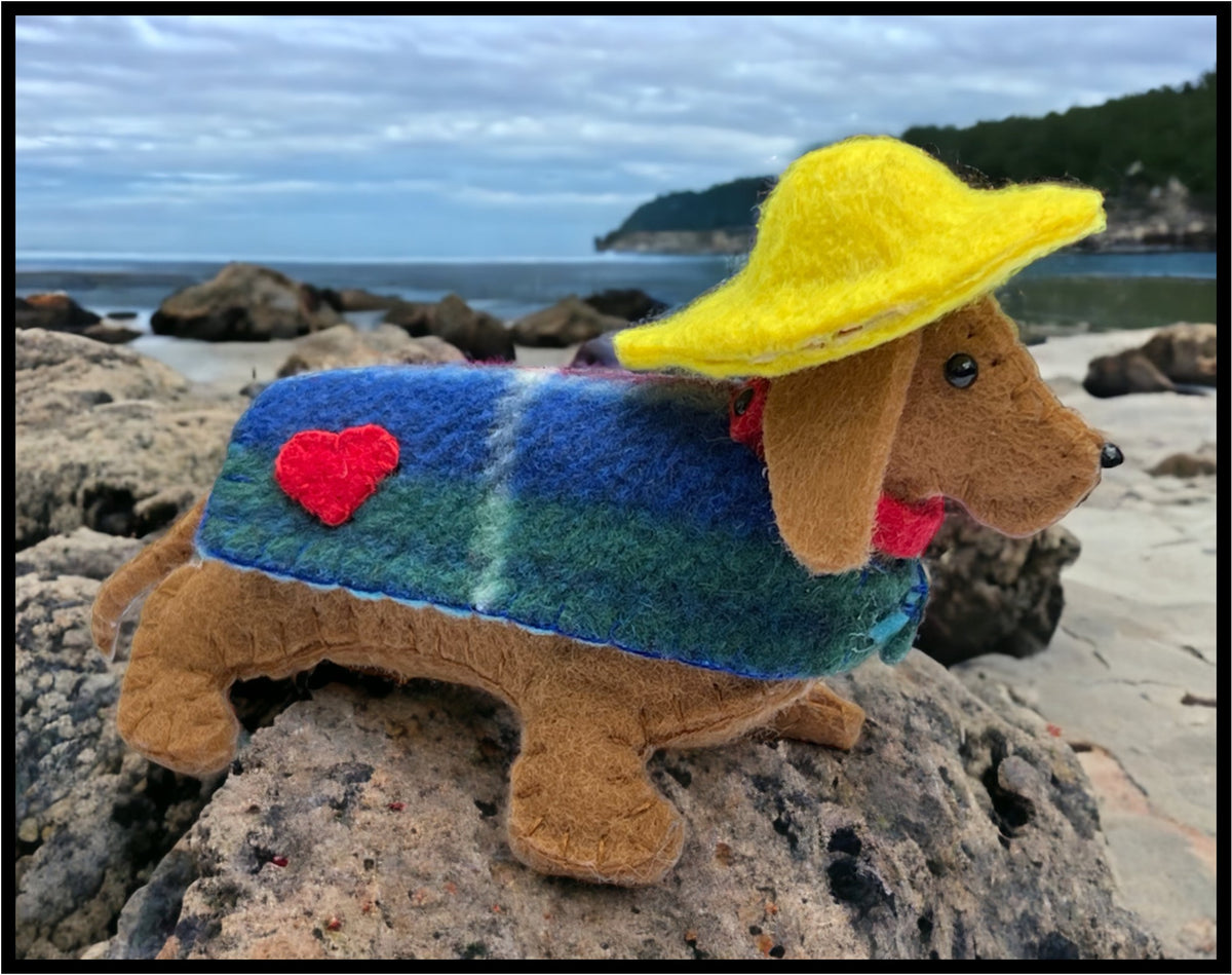 Felt Dachshund Sewing Kit with Sou'wester Hat and Coat