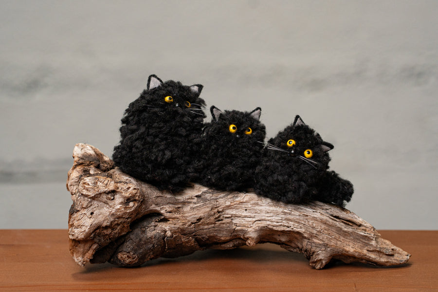 Maud Lewis-Inspired DIY Fiber Art Kit