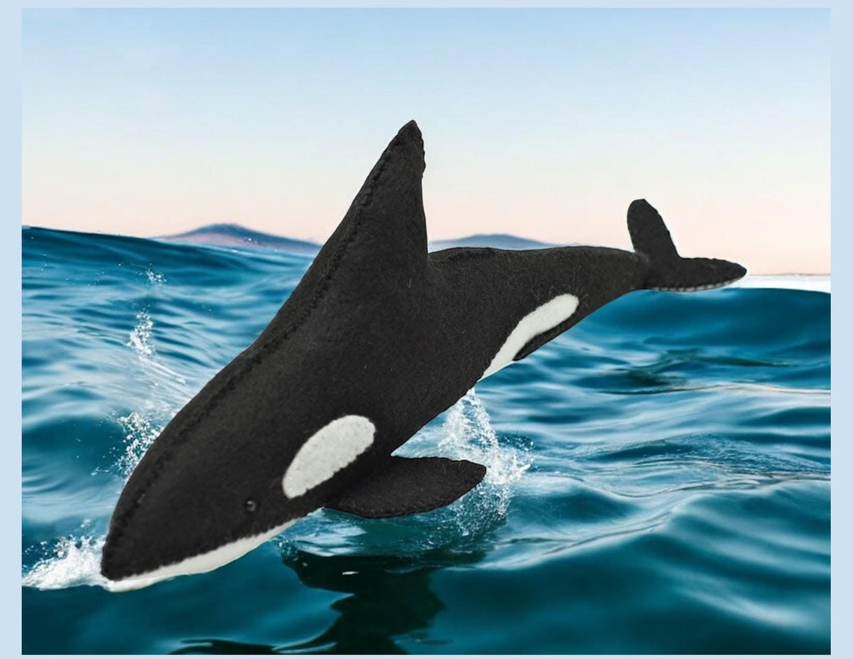 Orca Sewing Kit